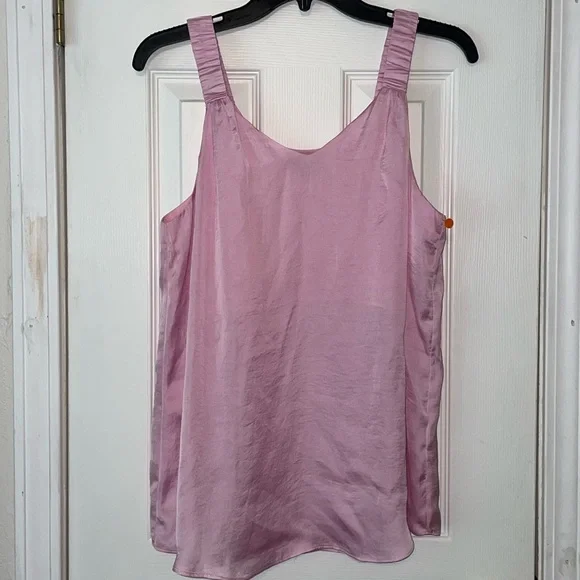 •VINCE CUMATO•PINK "SILK FEEL" FLOWY TANK TOP W/CINCHED SHOULDER STRAPS SMALL - Picture 8 of 8